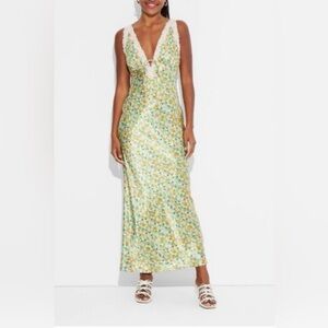 NWOT Wild Fable Satin Like Lace Trim Midi Floral Slip Dress. Size‎ Medium.